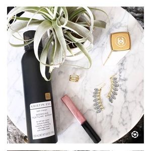 Asher earrings. Sold out on Stella&Dot website!!